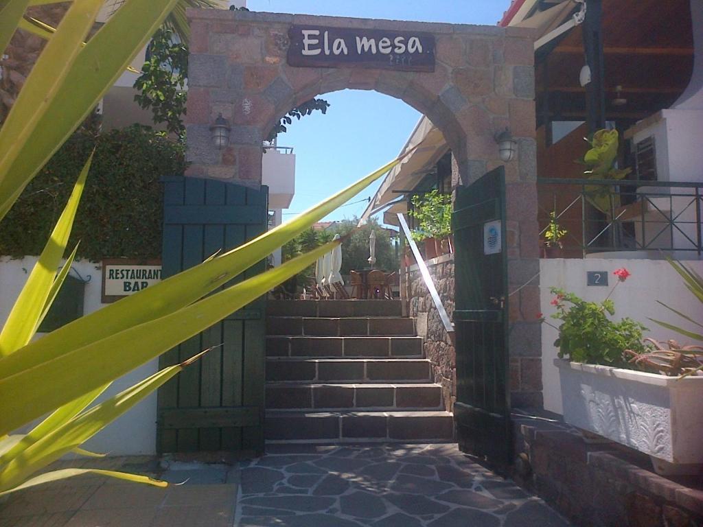 Ela Mesa Aparthotel Souvala Exterior foto